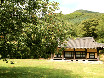 Birth place of General Kim Yushin and in Jincheon