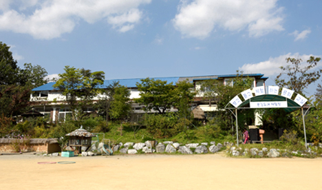 Mungang Pottery Experience Center